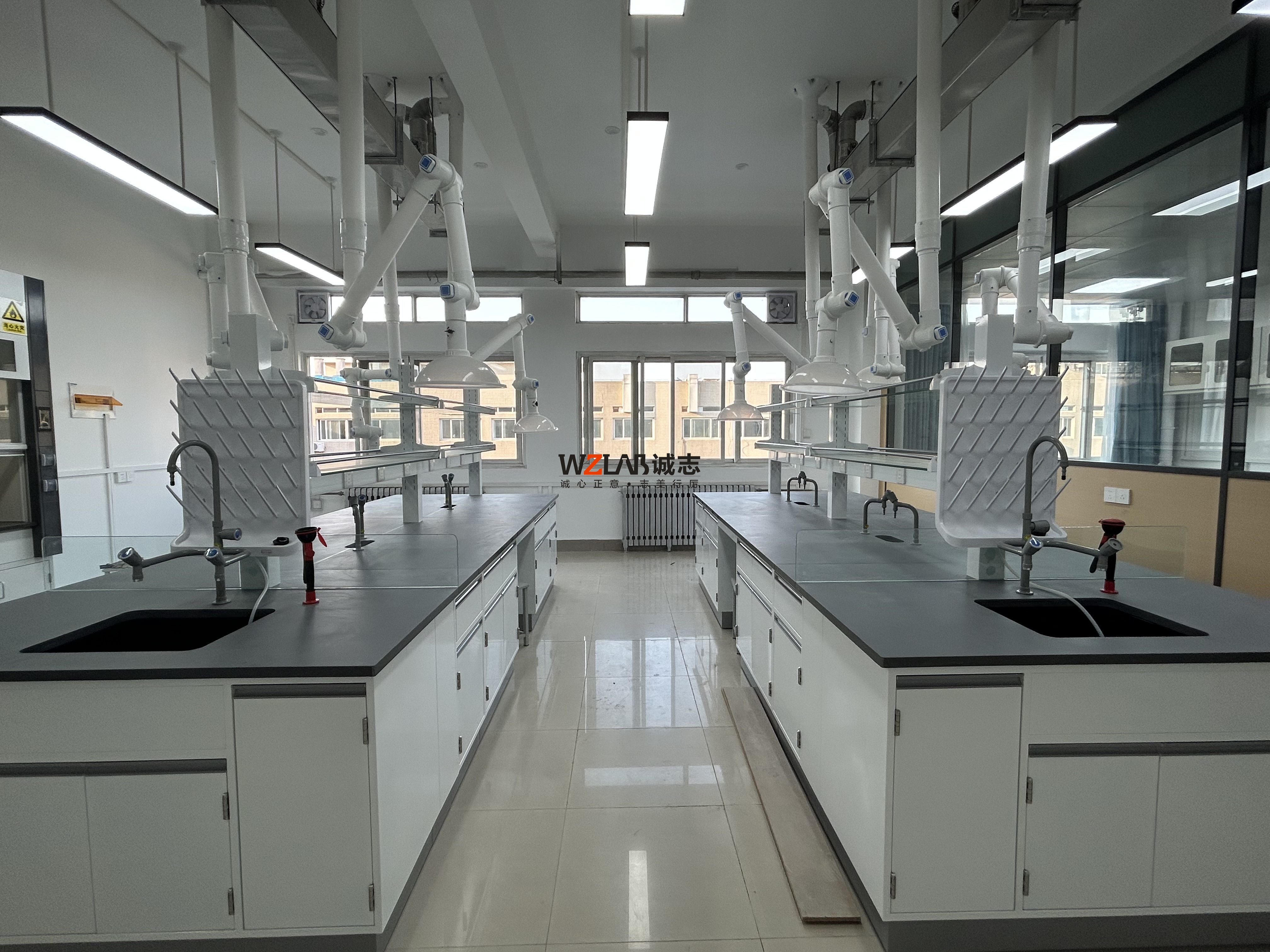 檢測實驗室家具廠家推薦