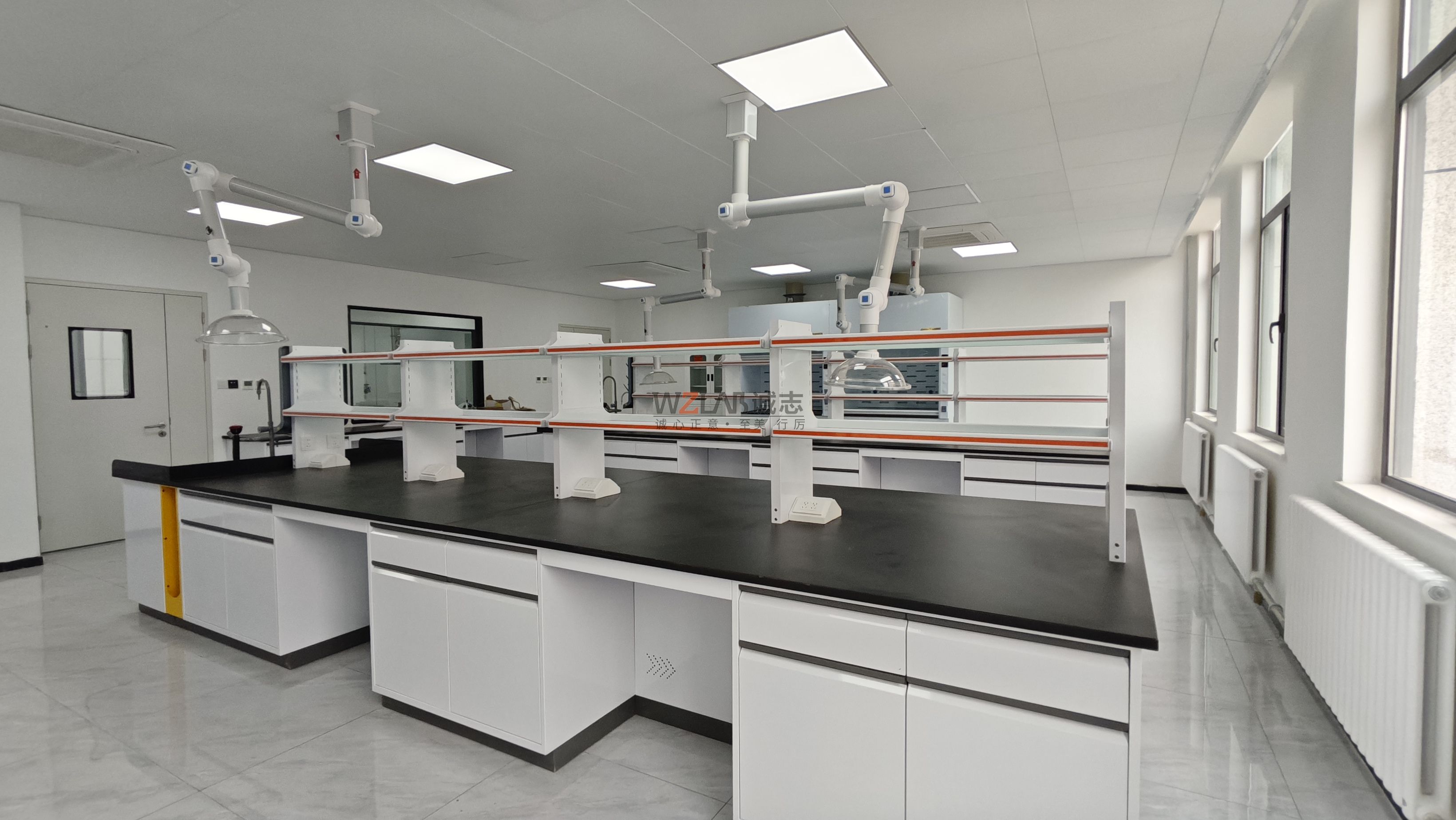 實驗室建設(shè)的家具設(shè)備清單都有什么