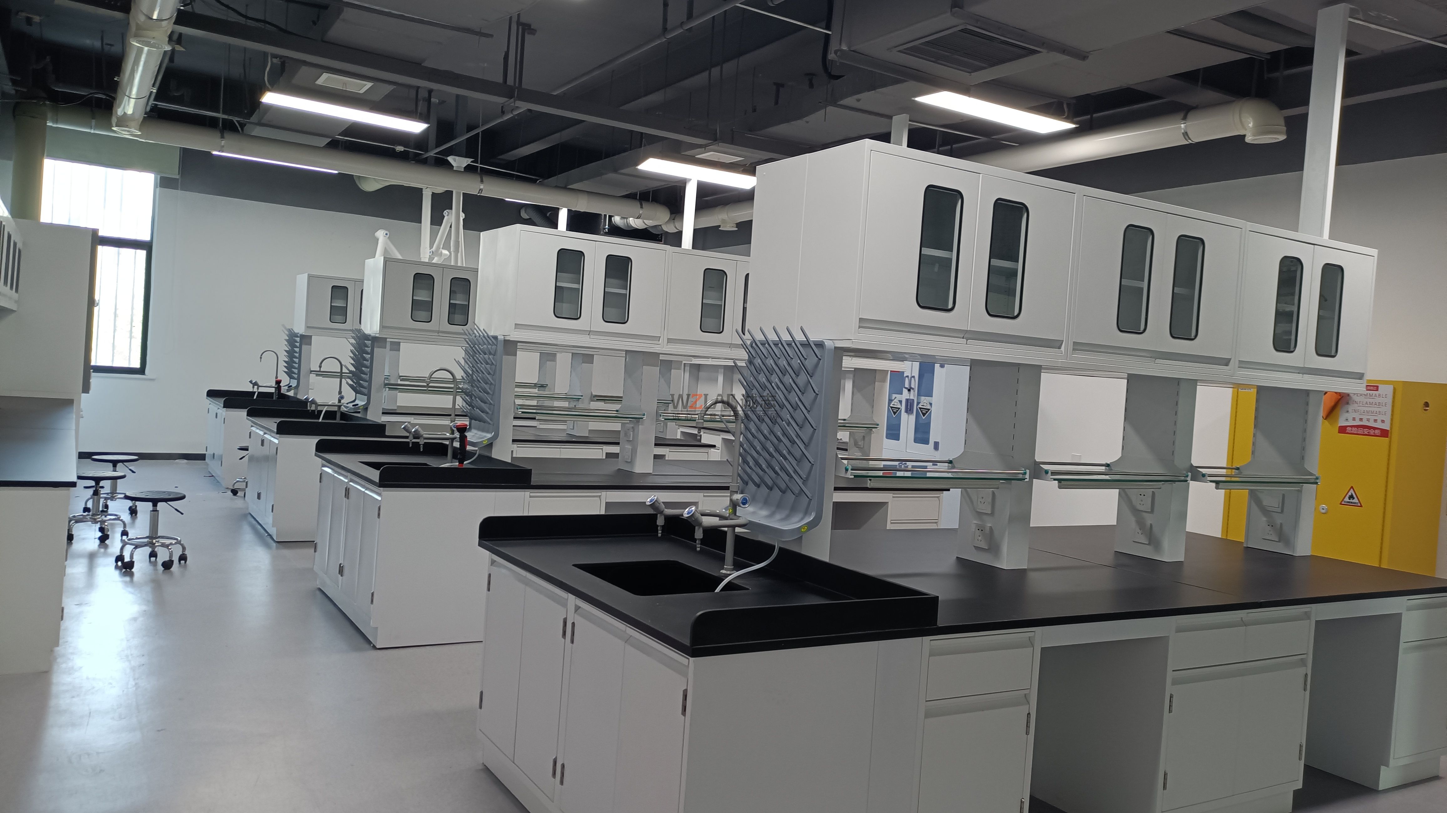 微生物實驗室如何保證實驗室環境安全