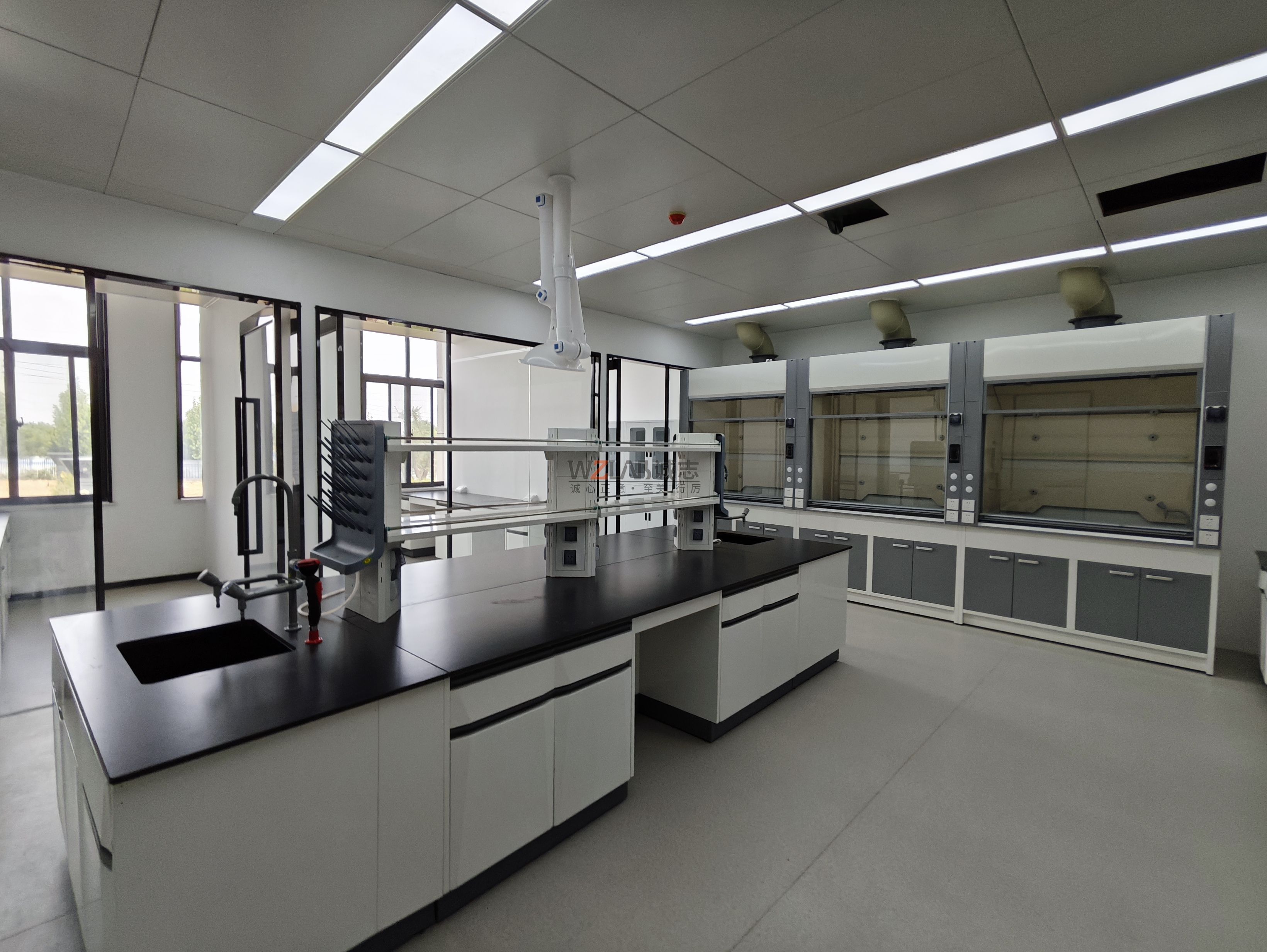 煤炭行業(yè)實(shí)驗(yàn)室裝修建議